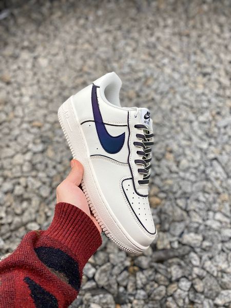 Nike Air Force 1 2021新款 空軍一號變色龍男女款運動板鞋 帶半碼