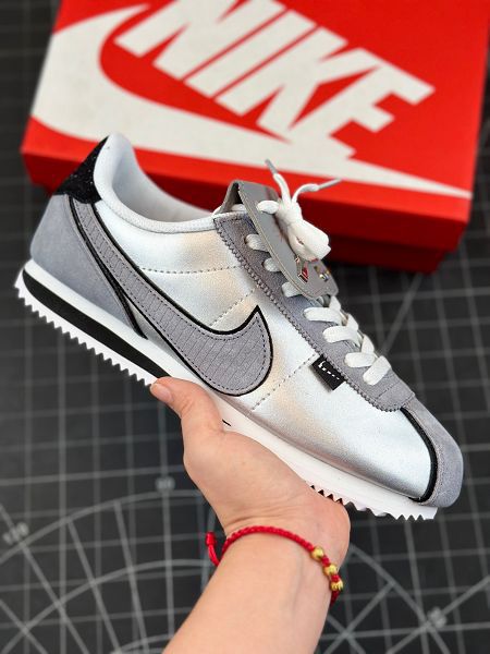 Nike Classic Cortez 男女款全新配色經典阿甘休閒跑步鞋