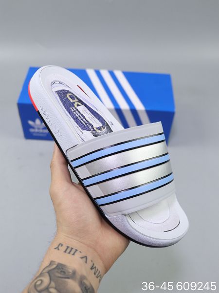 Adidas Shoes Superme 2021新款 男女潮牌一字拖鞋