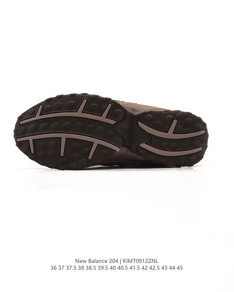 New Balance 204L 2025年新款男女生夏季薄底鞋 都市運動美學時尚運動跑步鞋 New Balance 204L 2025年新款男女生夏季薄底鞋 都市運動美學時尚運動跑步鞋