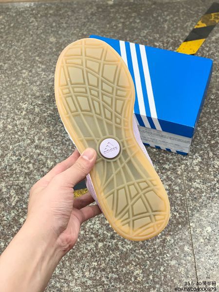 Atmos x Adidas Adimatic Low 2022新款 馬蒂奇系列復古鯊魚麵包女款滑板鞋 Atmos x Adidas Adimatic Low 2022新款 馬蒂奇系列復古鯊魚麵包女款滑板鞋