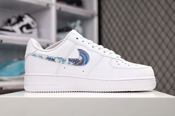 Nike Air Force 1 2022新款 全掌內置蜂窩氣墊男女生低幫運動板鞋