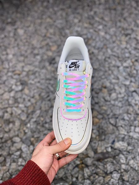 Nike Air Force 1 2021新款 空軍一號變色龍男女款運動板鞋 帶半碼