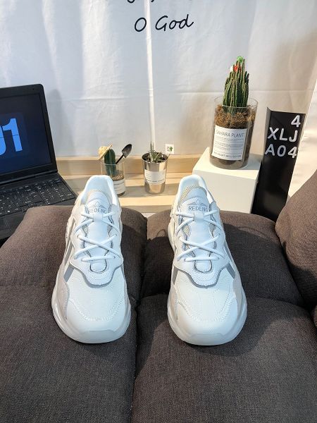 Adidas 2021新款 冰絲網面爆米花大氣墊男款跑步鞋