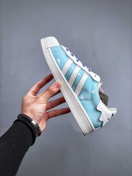 Adidas Originals Superstar 2023新款 貝殼頭系列女款運動板鞋