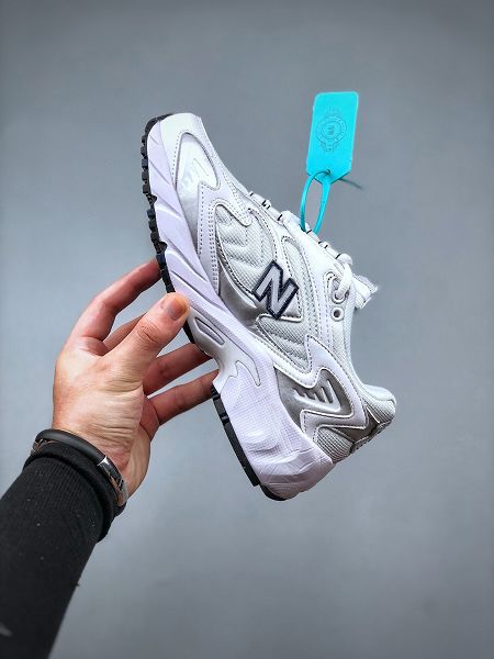 New Balance 725 2021新款 男女款復古運動慢跑鞋 New Balance 725 2021新款 男女款復古運動慢跑鞋