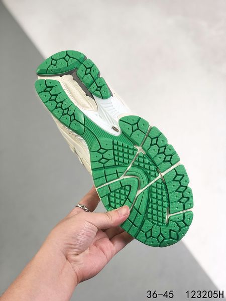 New Balance ML2002R 2022新款 復古男女款運動慢跑鞋 New Balance ML2002R 2022新款 復古男女款運動慢跑鞋