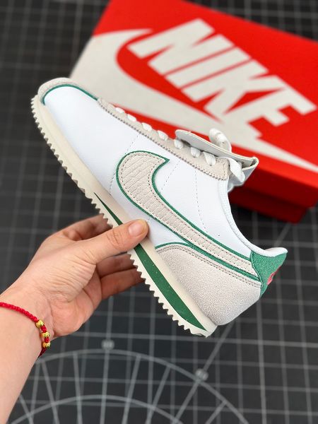 Nike Classic Cortez 男女款全新配色經典阿甘休閒跑步鞋