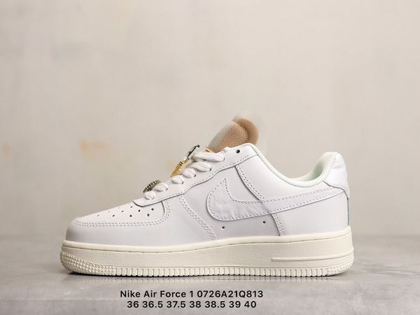 Nike Air Force 1 Low 2020新款 空軍一號女生低幫休閒板鞋